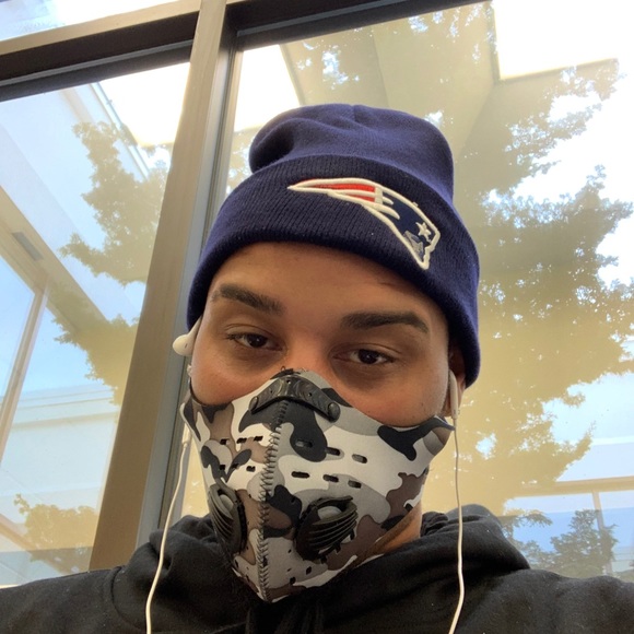 Meet your Posher, David - Picture 1 of 1